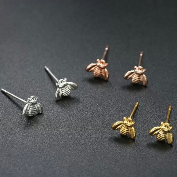 New 18K Yellow Gold Stud Bee Earrings - Picture 3 of 5